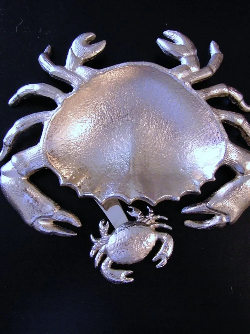 Crab Condiment Dish and Spreader